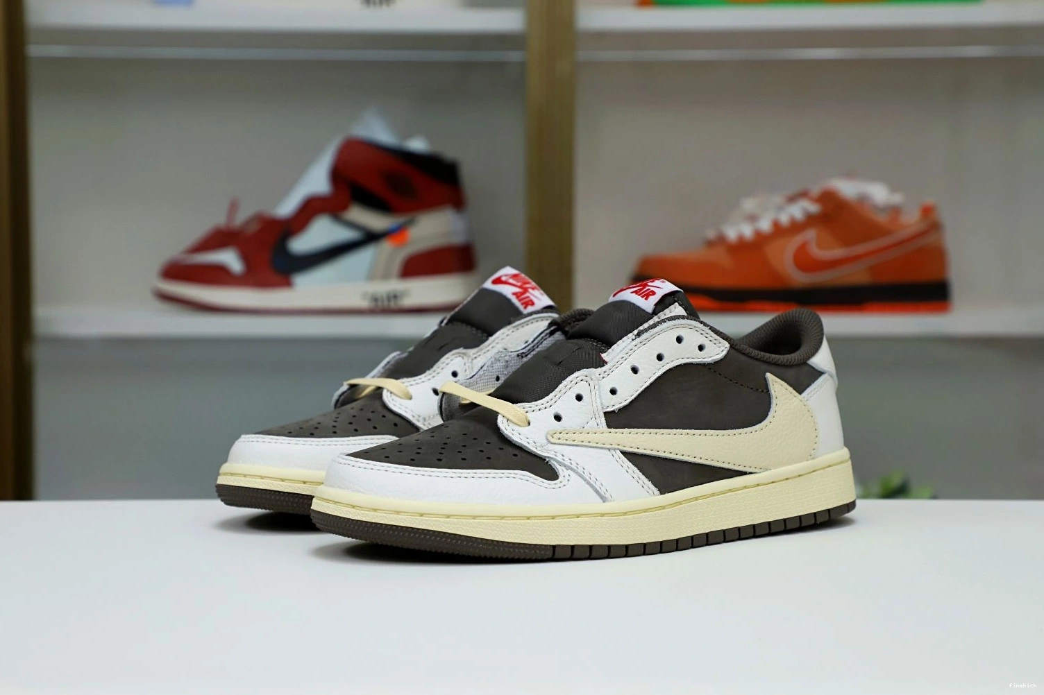 MOCHA REVERSE X 1 JORDAN OG TRAVIS AIR LOW SCOTT 0929